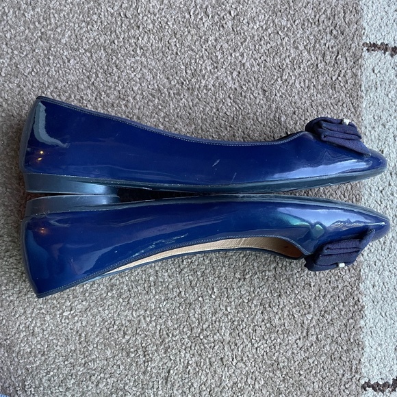 Salvatore Ferragamo Varina Royal Blue Patent Ballet Flats 10 - Picture 2 of 10